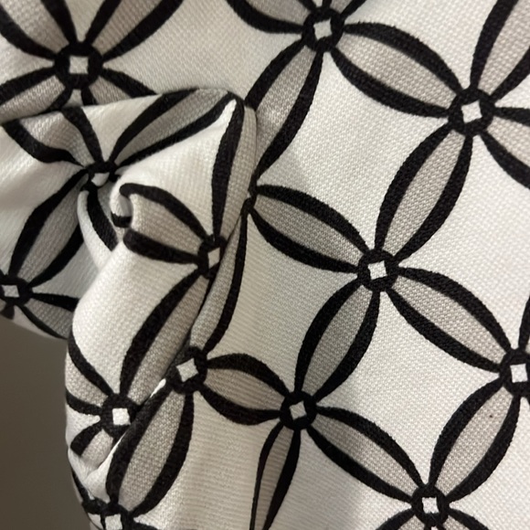 Coldwater creek geo design short sleeve blazer SZ 20-22 black & white work wear - Picture 14 of 14